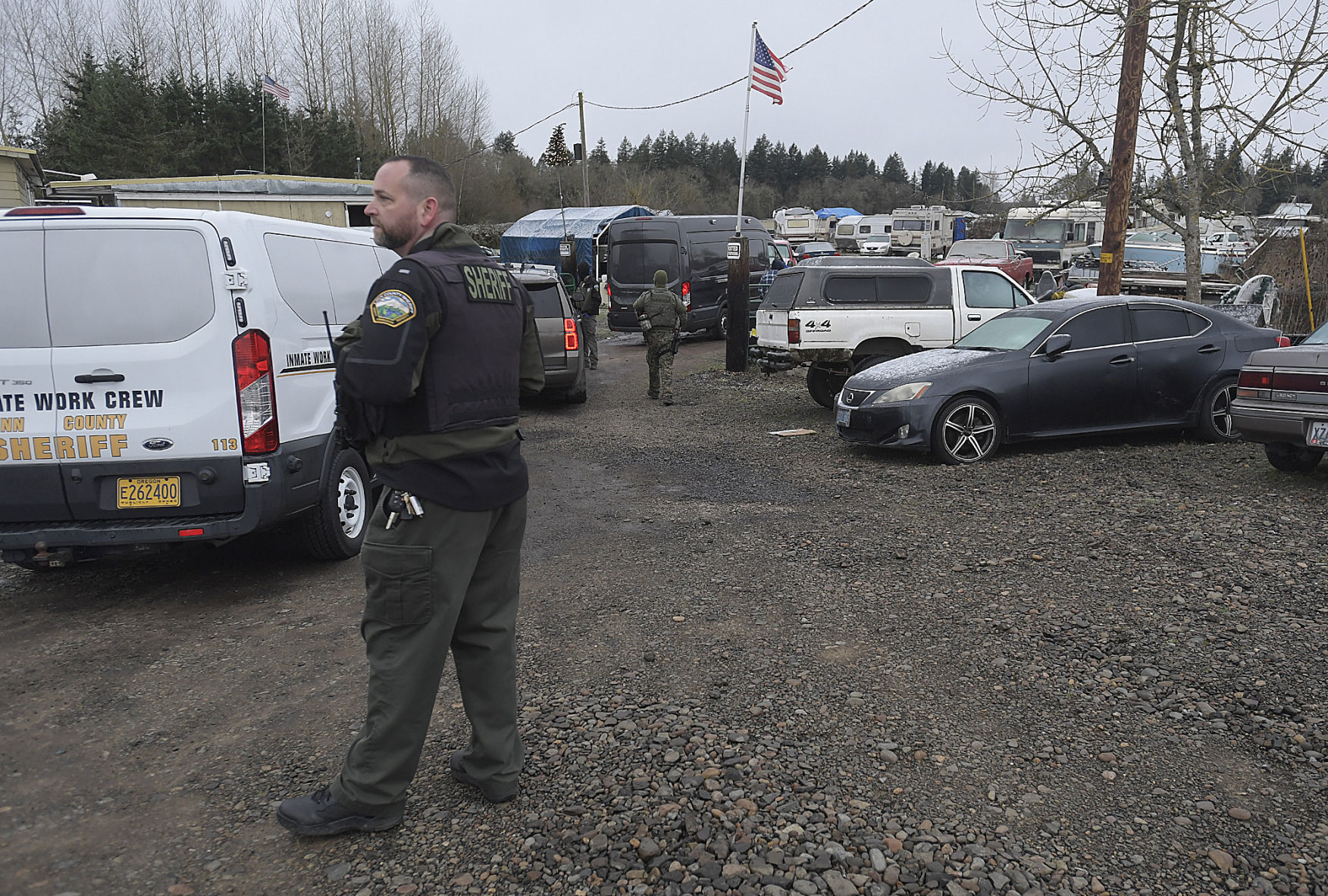 011620-adh-nws-Crabtree Raid05